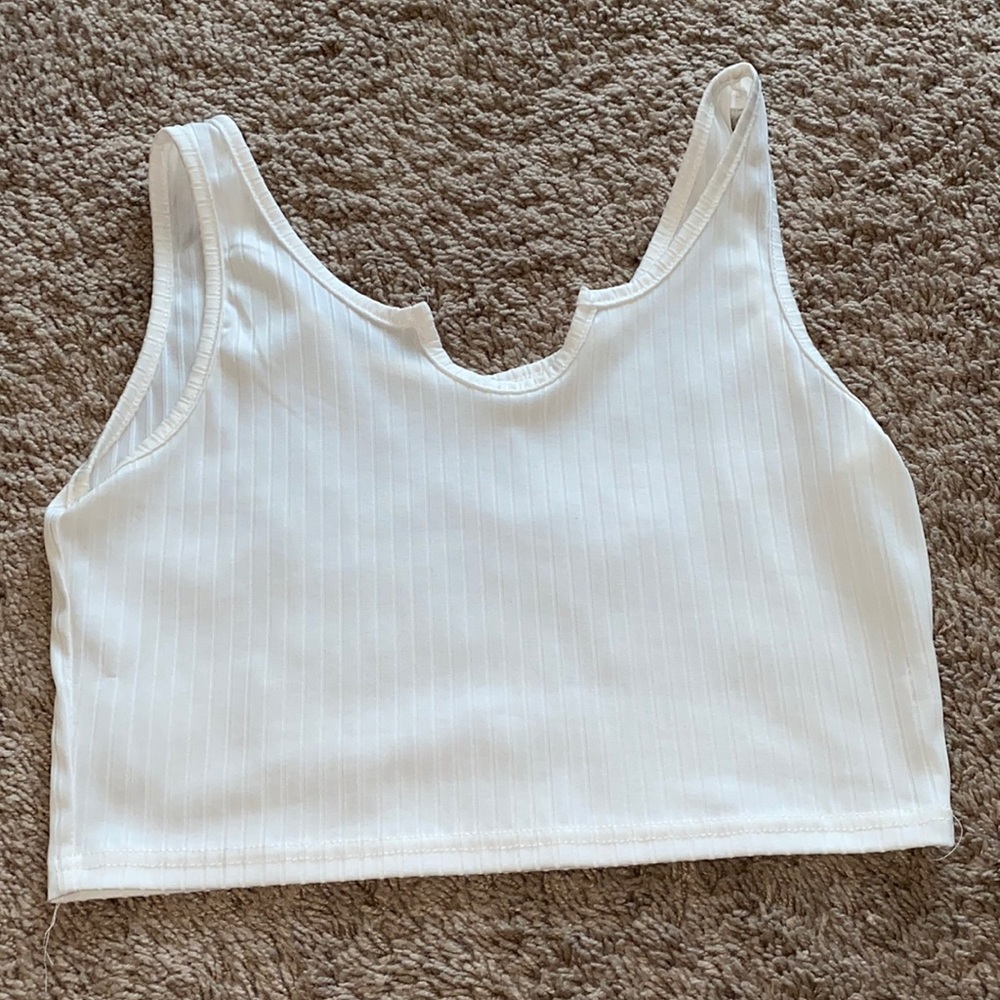 White ribbed tank top